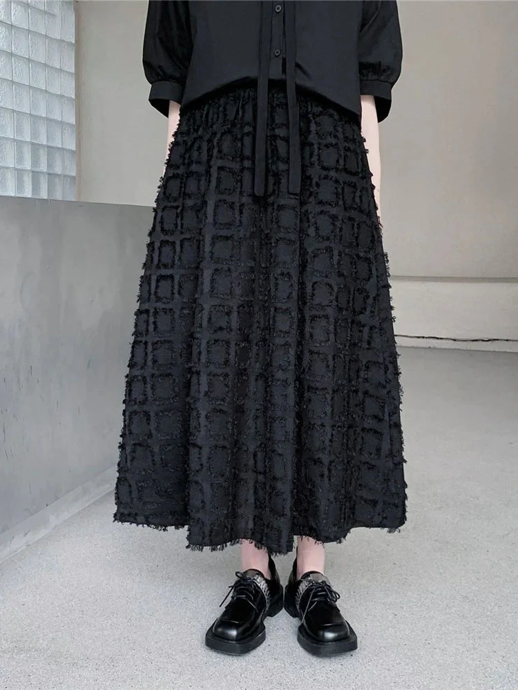 Elegant Black Fluffy Waffle Plaid A-line Skirt - Image 7