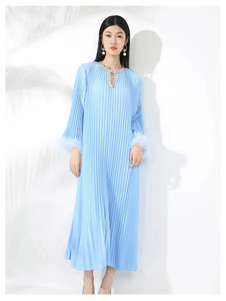 Boutique Rose Pink Sequins O-neck Long Sleeve Splicing Fur Pleated Dress