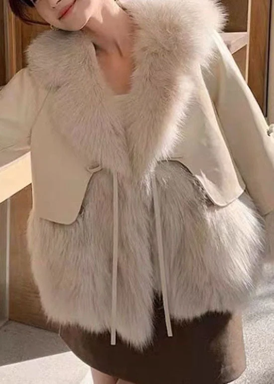 Stylish Beige Peter Pan Collar Patchwork Fuzzy Fur Fluffy Jacket Winter - Image 3