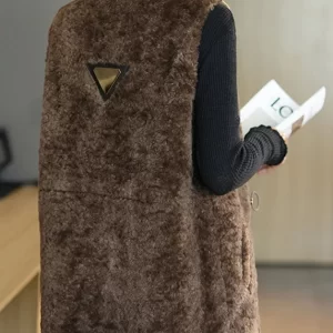 Fine Chocolate Notched Patchwork Button Faux Fur Waistcoat Fall