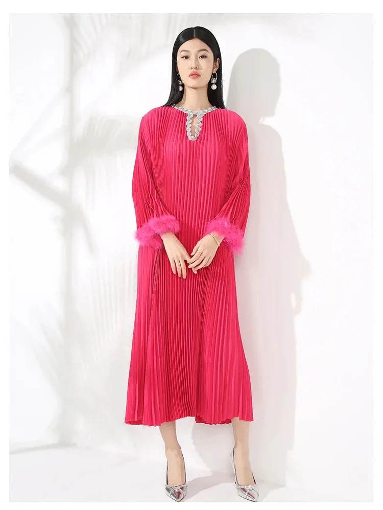 Boutique Rose Pink Sequins O-neck Long Sleeve Splicing Fur Pleated Dress - Image 10